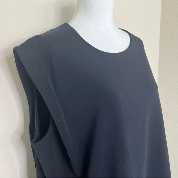 Athleta Seasoft Tank Top in Black‎ - Picture 7 of 15